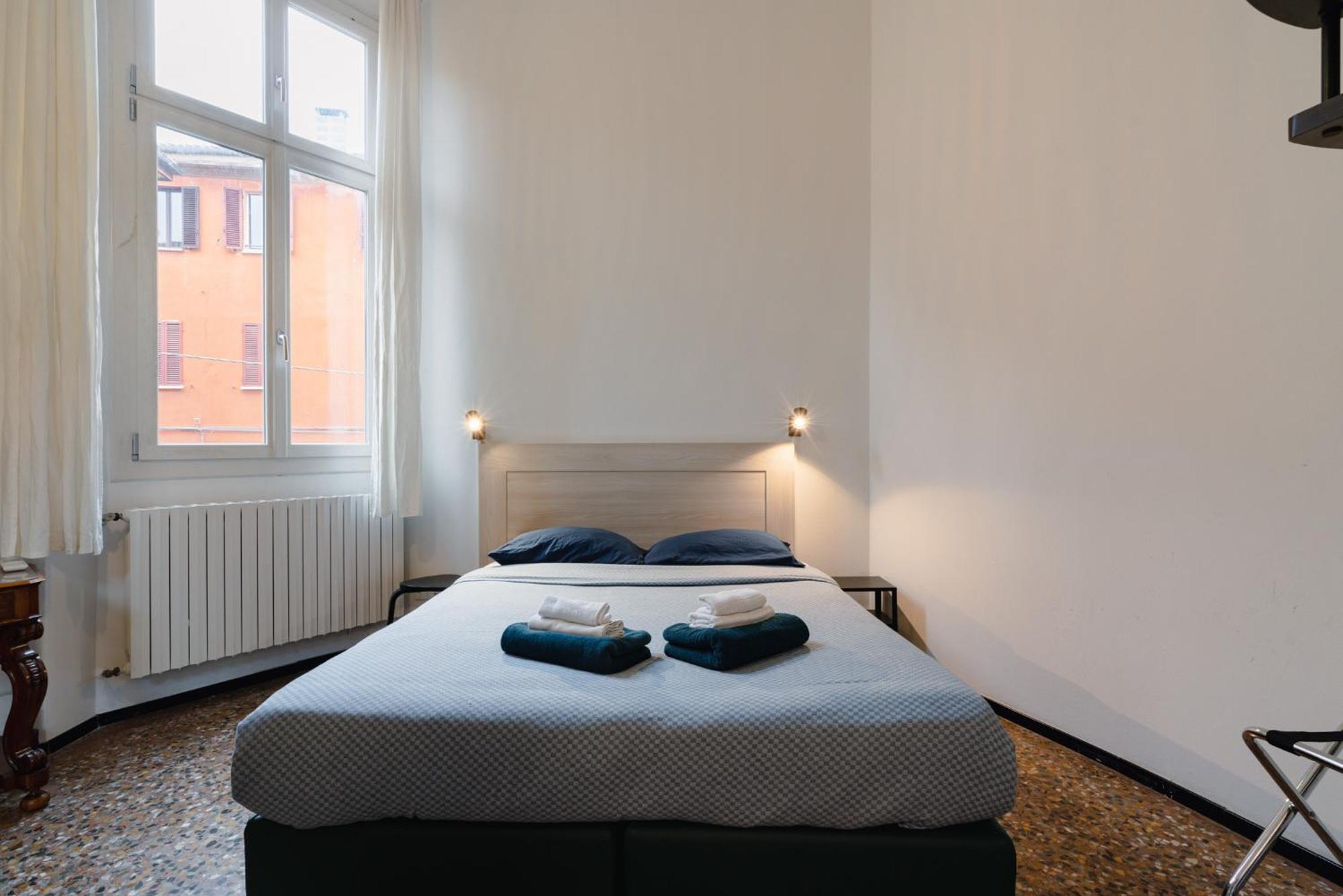Palazzo Rialto Antique Appartement Bologna Buitenkant foto